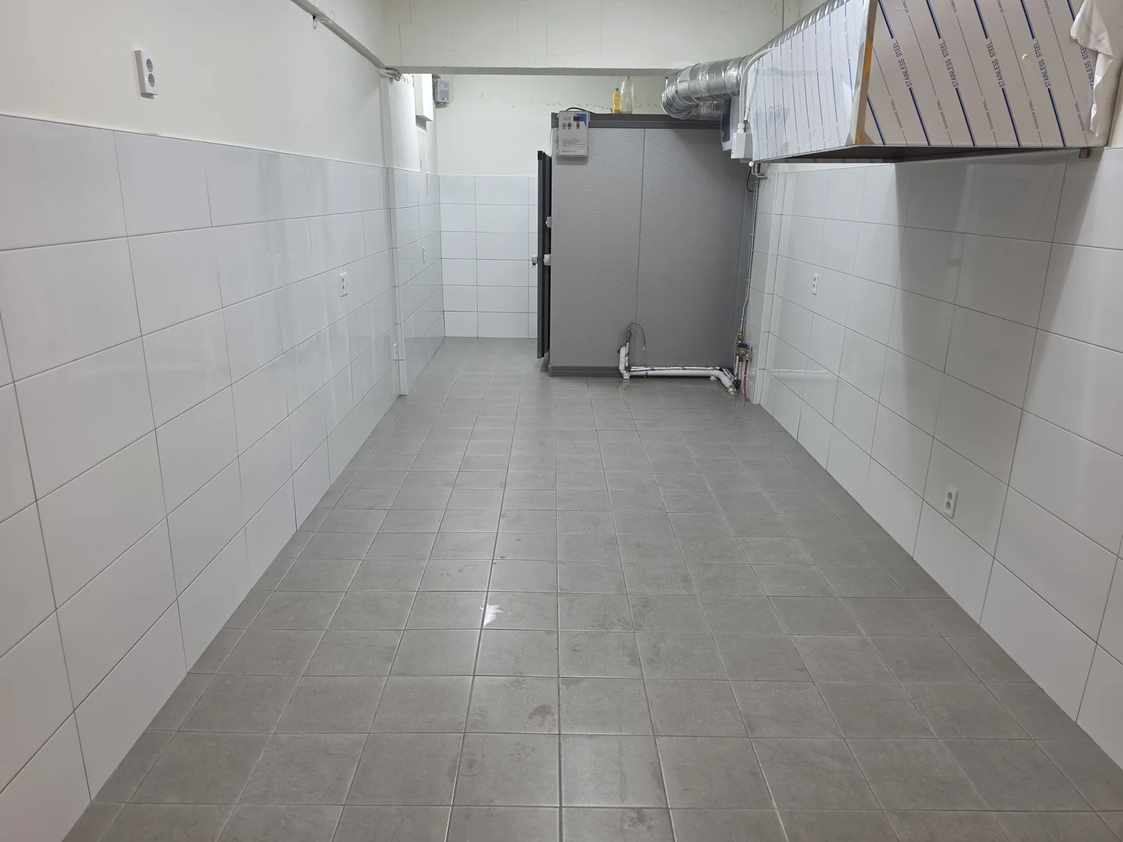 주방 바닥 및 실내 청소 작업 현장사진 2